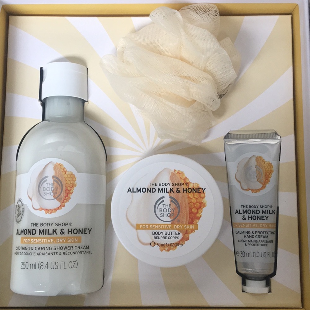 The body shop Almond milk & honey collection
